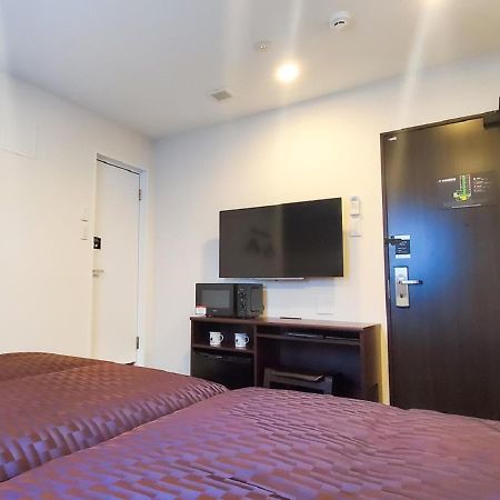 Hotel Livemax Yokohama Stadium Mae Extérieur photo