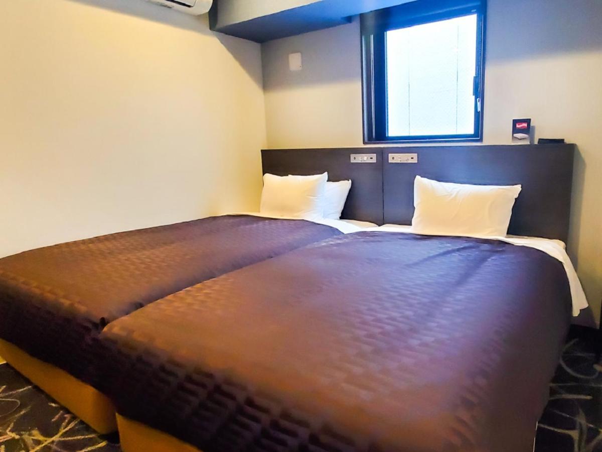 Hotel Livemax Yokohama Stadium Mae Extérieur photo